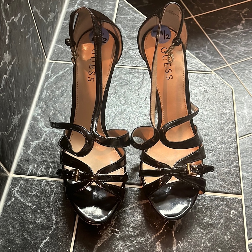 Guess heels size 7.5
